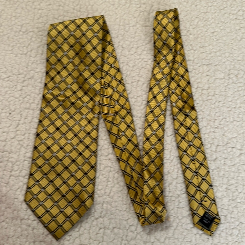 Valerio Garati Designer Mens yellow & blue checkered design Neck Tie 100% Silk